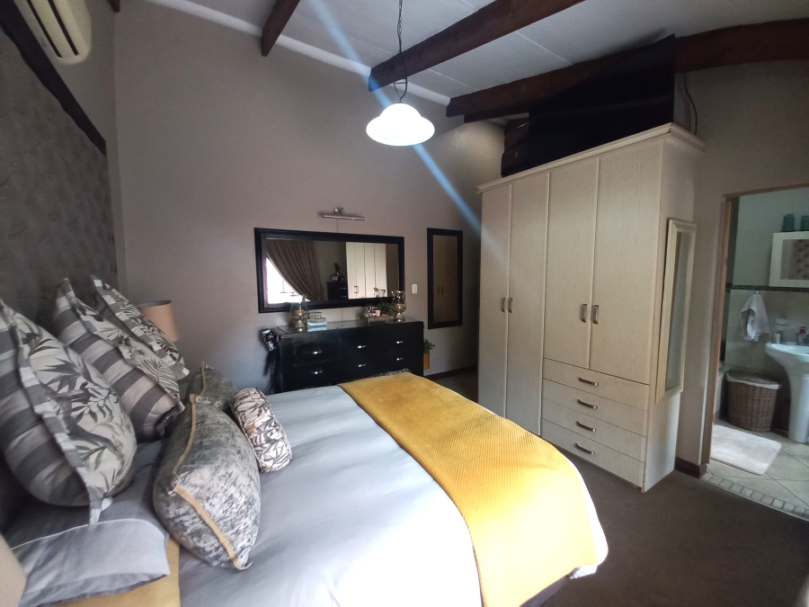 3 Bedroom Property for Sale in Waterval East North West